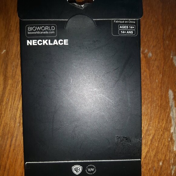 Brand new Fantastic Beasts and Where to Find Them Newt Scamander Locket Necklace - Picture 5 of 5